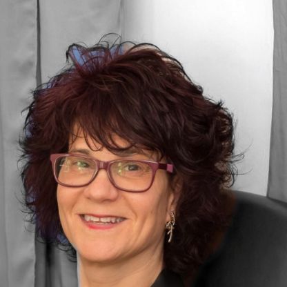 Seigal, Tracey
