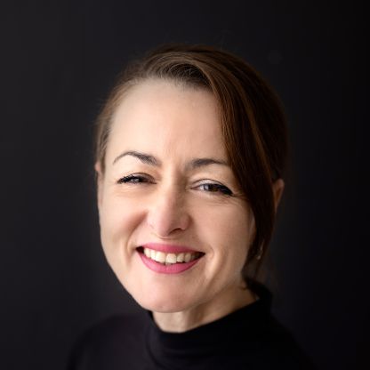Nicholls, Kate